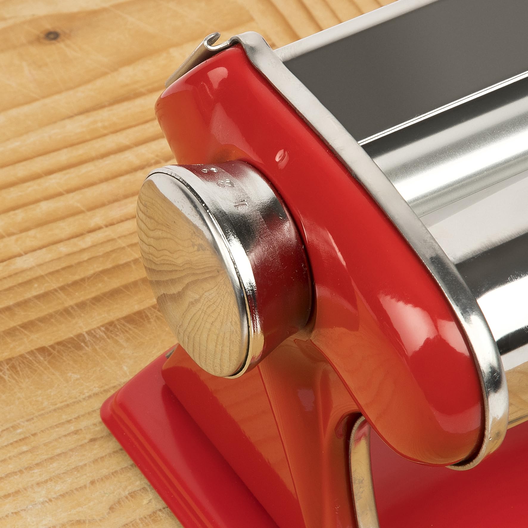 Girmi IM92 Máquina para Pasta Manual, Laminadora, Cuerpo de Acero Inoxidable, 7 Niveles de Grosor, 3 Formatos de Pasta, Rodillos de Aluminio, Roja