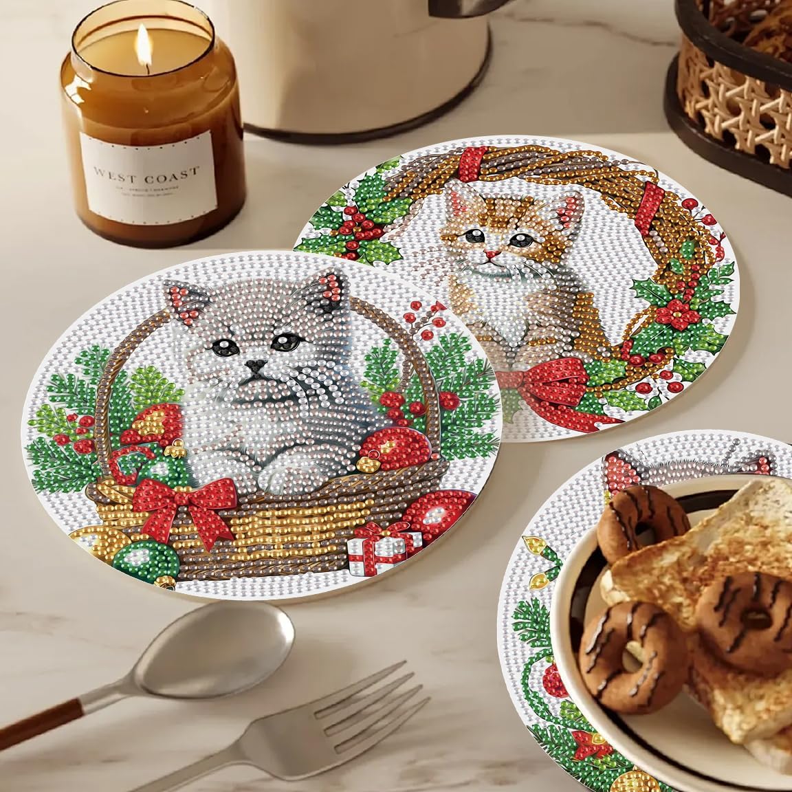 LazyFold 3Pcs DIY Diamond Art Painting Placemat,Christmas Cat Round Non-Slip Acrylic Table mats Modern Dining Table Kitchen Diamond Art Place mats Craft Supplies for Home Decor Gift image 4