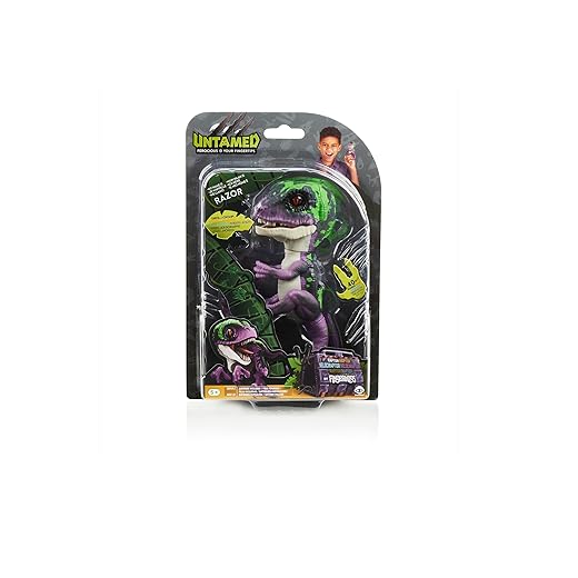 Untamed Raptor by Fingerlings - Razor (Purple) - Interactive Collectible Dinosaur - By WowWee