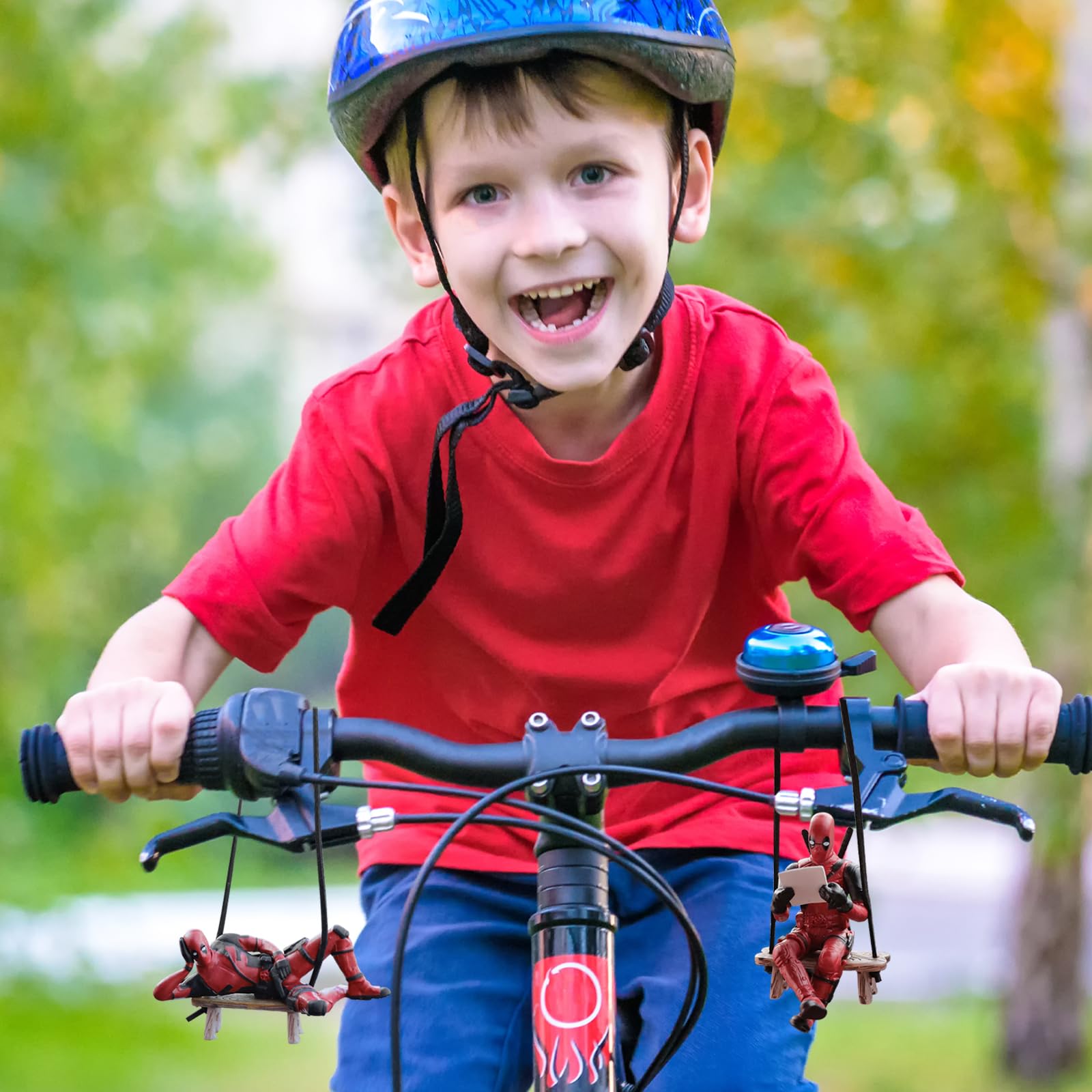 2 Ornamenti Deadpool Per Auto - Ciondoli Specchietto Retrovisore Divertenti E Colorati - Foto 10