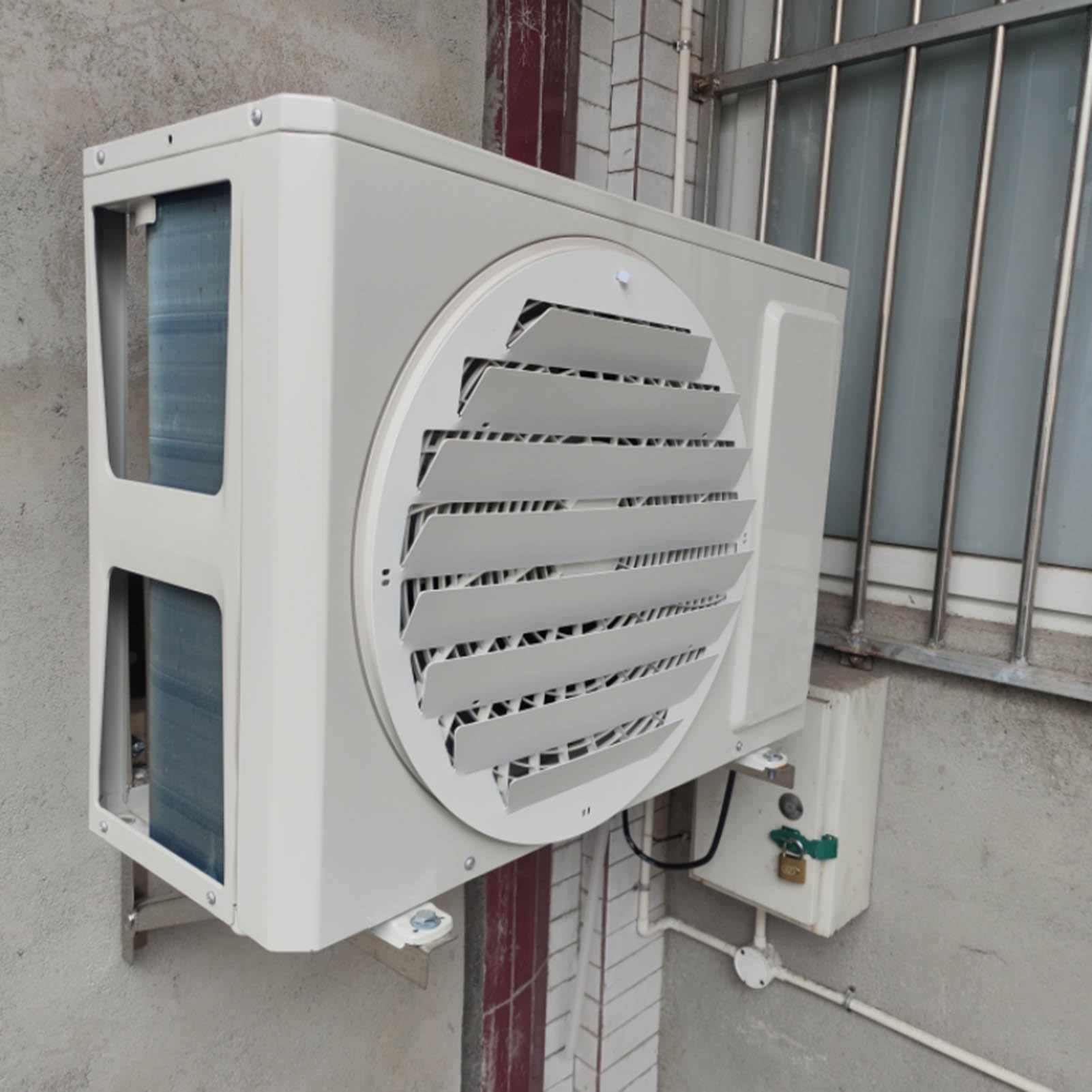 Coperture protettive per condizionatori d'aria, parabrezza universale per condizionatori d'aria, deflettore anti-soffio diretto in acciaio inossidabile per condizionatori d'aria, coperture per unità