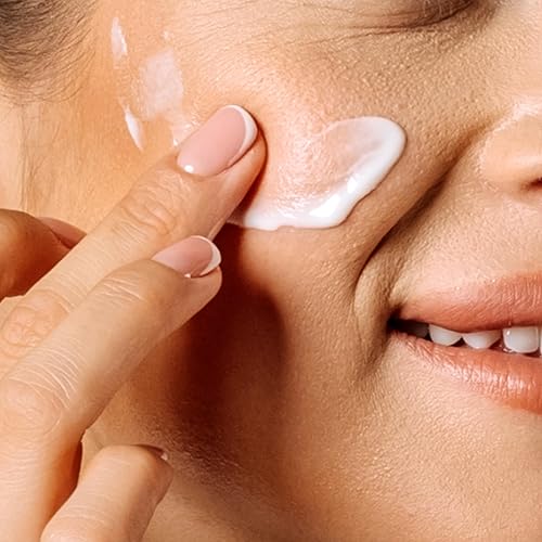 Miniatura 3 de Geologie Crema facial antienvejecimiento con retinol Fórmula avanzada de retinol de 0.3% para resultados eficaces Reduce líneas finas y arrugas