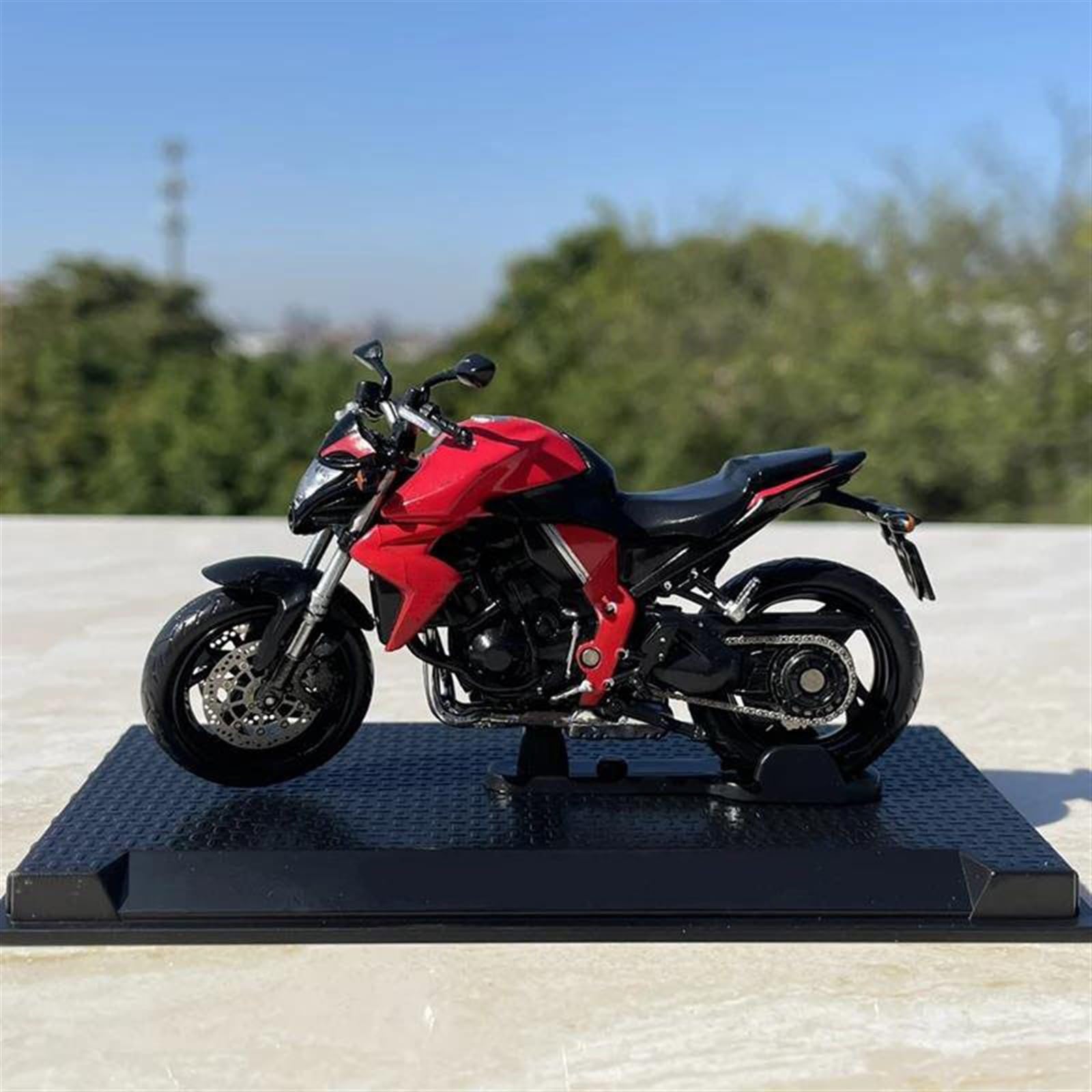 MAKUTU Modello di Moto in Scala per Honda CB 1000R 2010 1/24 Diecast in Metallo Modello di Moto Moto da Collezione