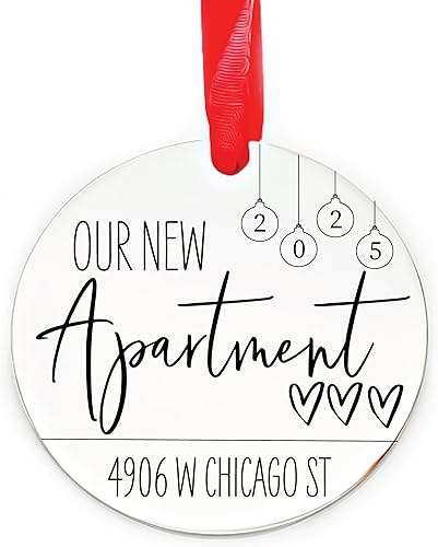 Adorno personalizado de nuestro primer apartamento 2025 – Adorno de dirección personalizado, regalo para el nuevo hogar, primer recuerdo de Navidad