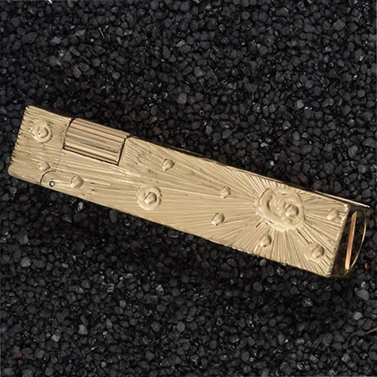 Retro Long Brass Lighter Slim Flip-top Grinding Wheel Refillable Kerosene Portable Gift Giving and Collection C6
