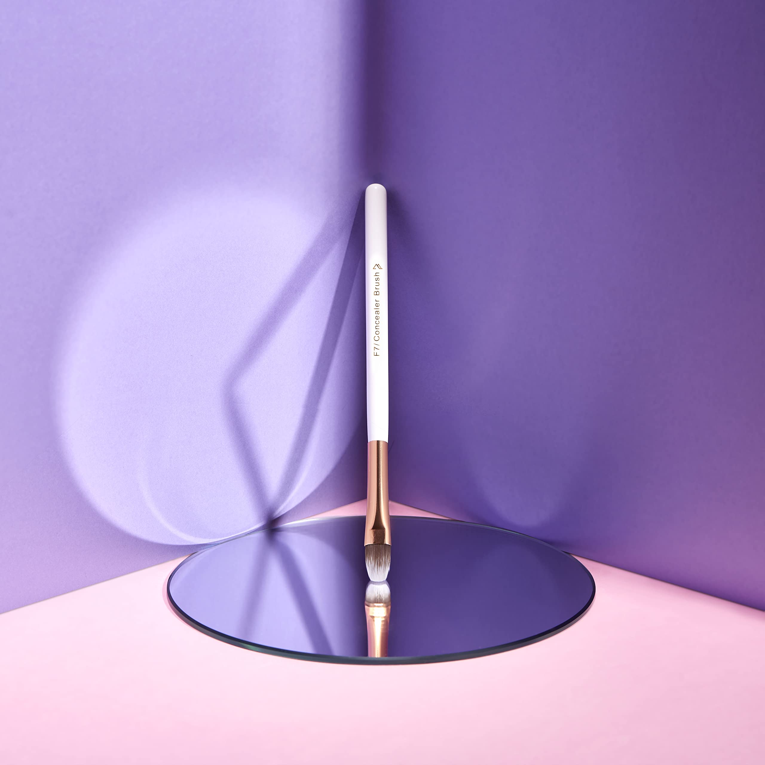 Pigment Play Large Highlighter Brush (Professional Face Highlighter Brush for Blending | Soft Bristles, Cruelty Free, No Animal Fibre | Pack of 1), Multi (Concealer Brush) 1