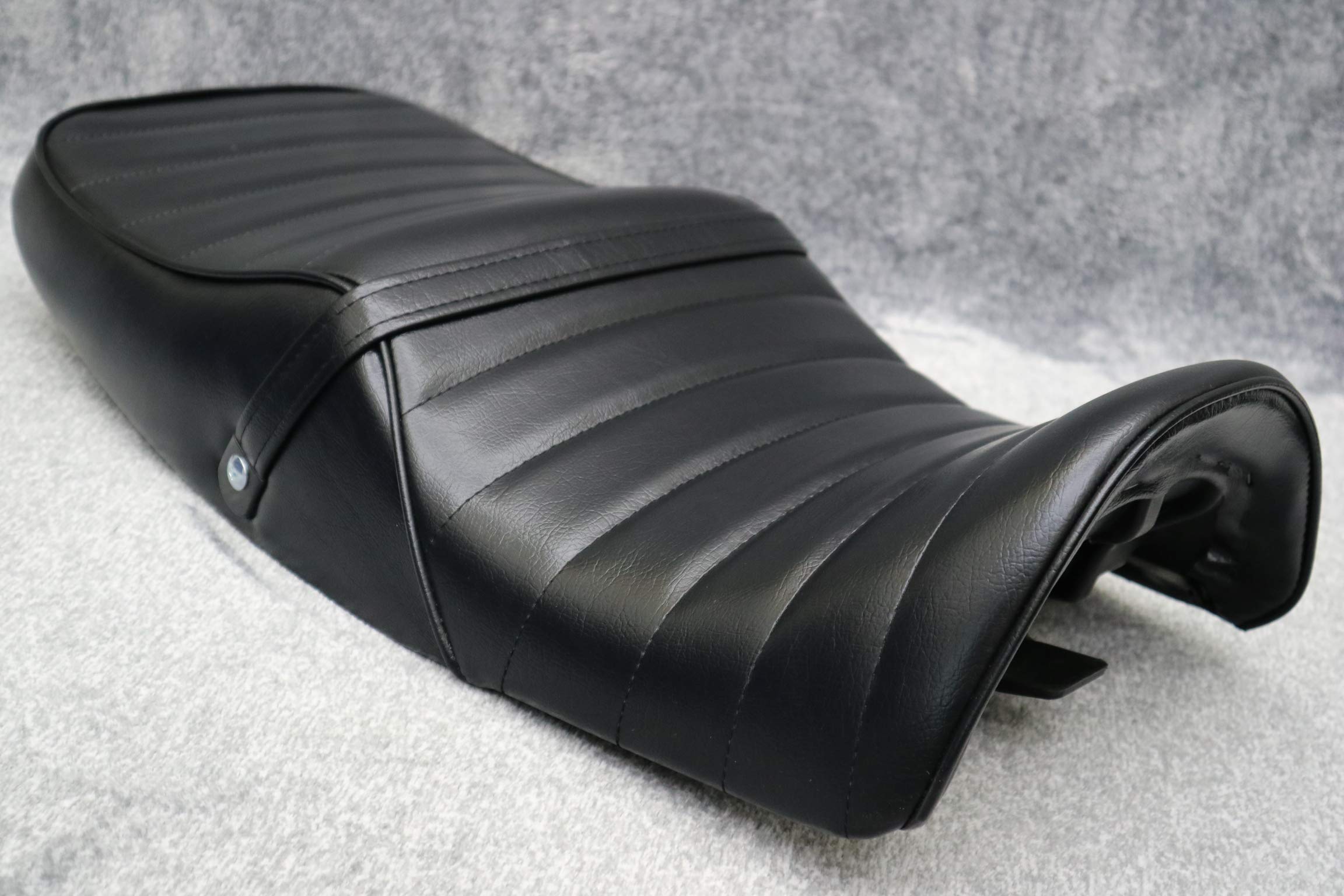 Amazon | タックロールシート 黒皮/ (XJR1200 / 94-99 4KG RP01J 