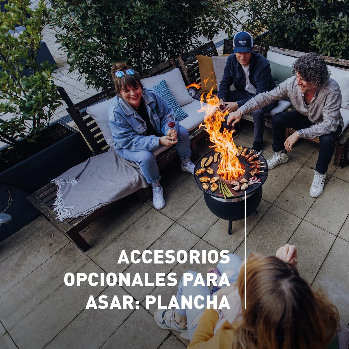 höfats - Brasero sin humo Moon 45 con base baja de acero inoxidable - Brasero esmaltado con tecnología de carburador de madera, proceso de combustión en dos etapas - Hoguera de 45 cm