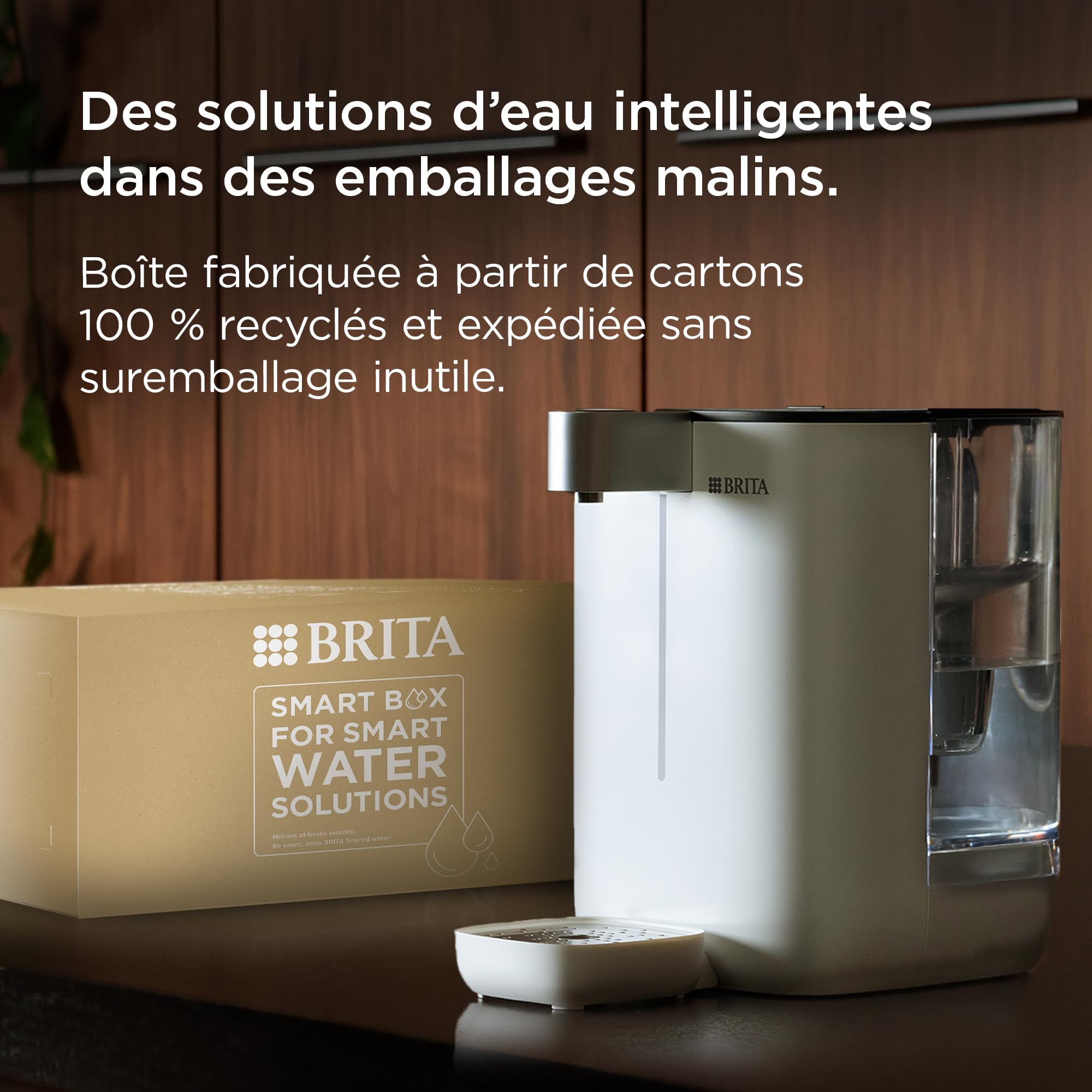 BRITA Cube – Distributeur d'eau filtrée chaude ou tempérée (4,0 L), différentes tailles de contenants pré-enregistrés, technologie UV-C & filtre à eau MAXTRA PRO Expert anti-tartre inclus