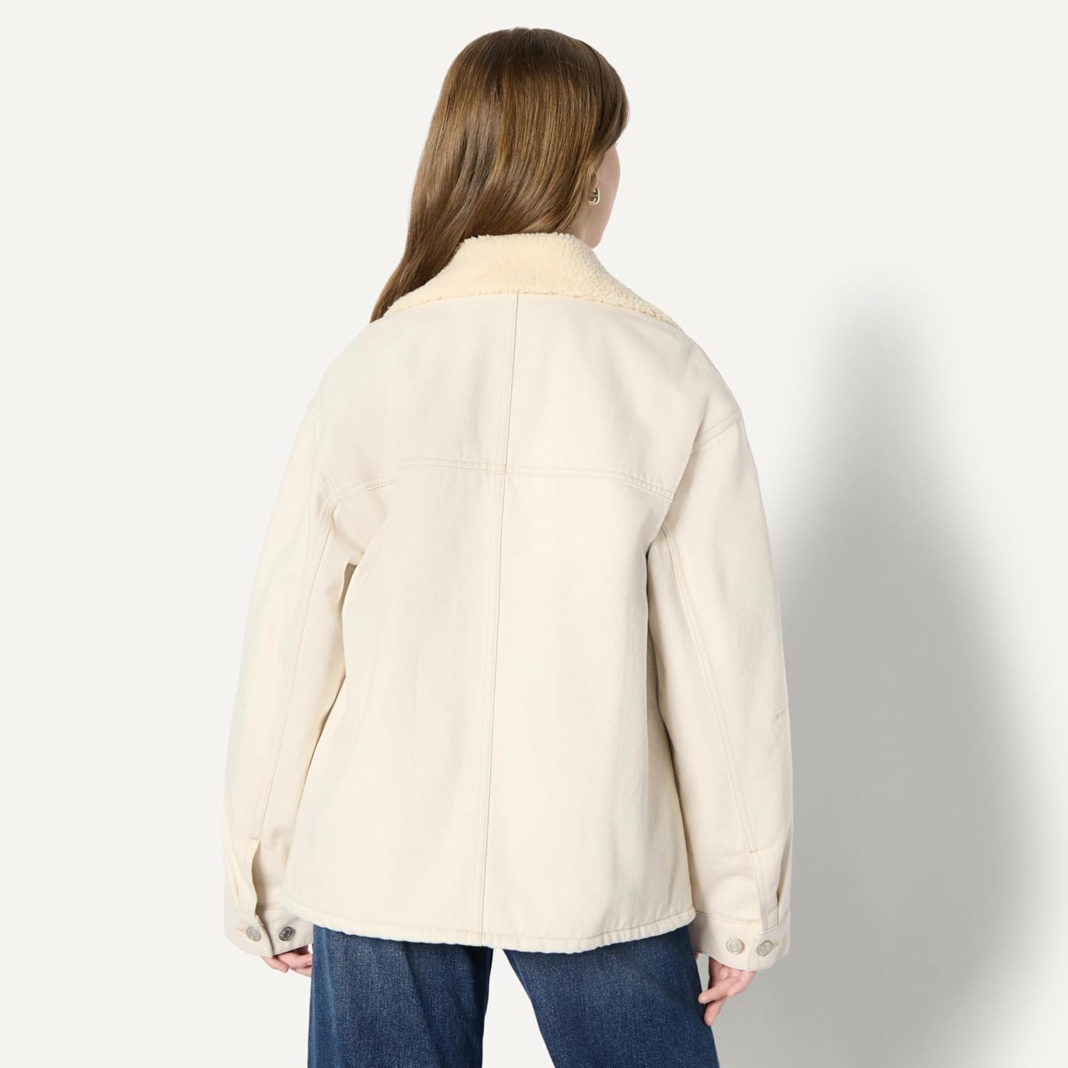 Amazon Essentials Women's Oversized-Fit Faux-Shearling Lined Denim Jacket - Image 3