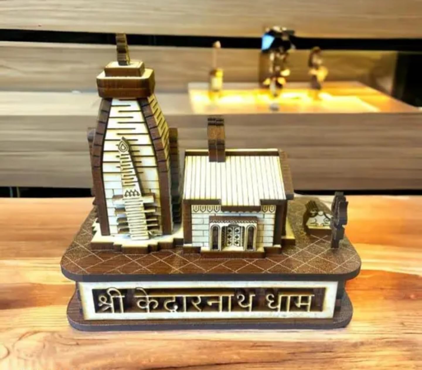 Temple de Kedarnath Dham en bois, l'alternative artisanale aux décors industriels sans âme