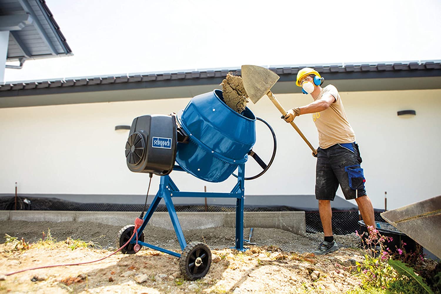Scheppach Betonmischer MIX200 Rührwerk | 850W Leistung | Fassungsvermögen 200L | Drehzahl 29,5 min-1 | 385mm Trommelöffnung | langlebig und robust | Zahnräder aus Guss | Geschweißter Trommelboden