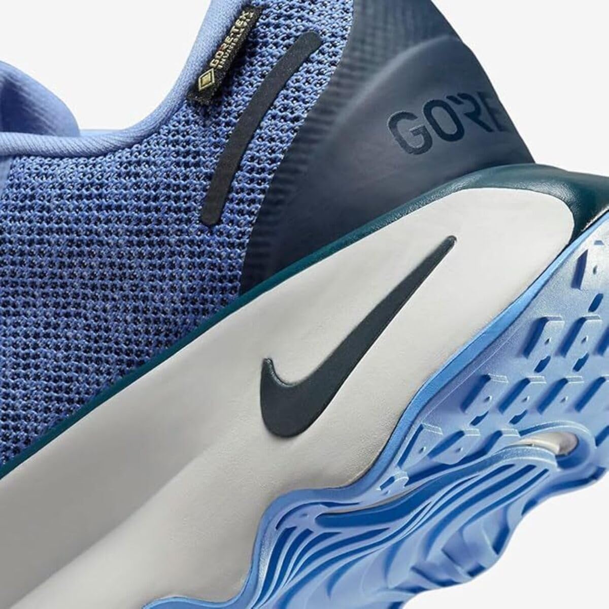 ナイキ] モティバ ゴア-テックス W Motiva GORE-TEX ロイヤルパルス