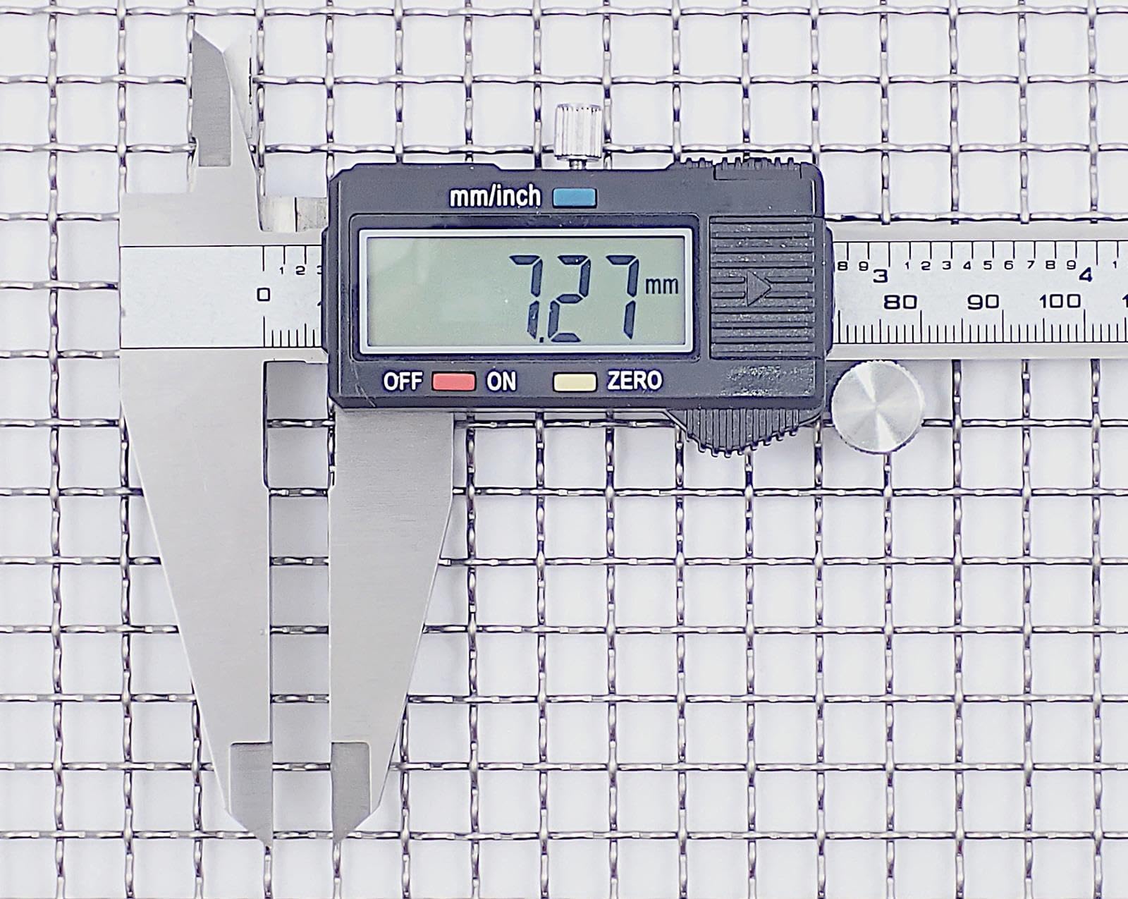 7.27mm Hole Size - Stainless Steel 304L - Cut Size: 15cm x 15cm - 3 Mesh Count - Woven Wire Mesh - By Inoxia