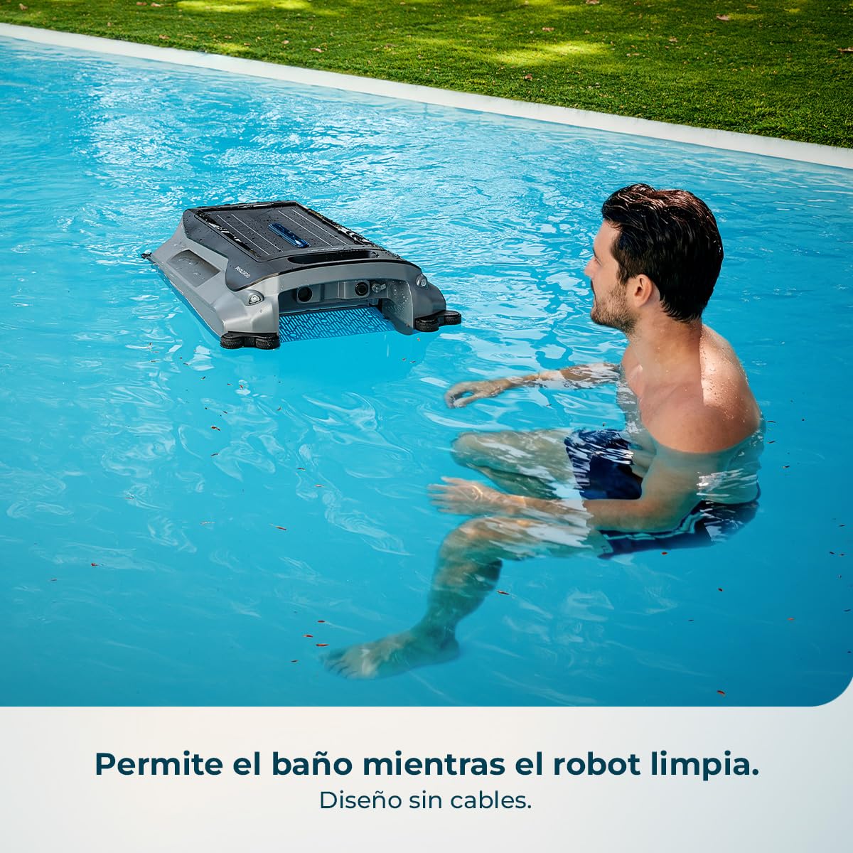 Cecotec Robot Limpiapiscinas para Superficie y Línea de Flotación Conga Pooldroid AquaSkater. Carga Solar, Autonomía 16h, Cesta de 4,5L y un Filtro de 187,5μm, Navegación Sensores Ultrasónicos