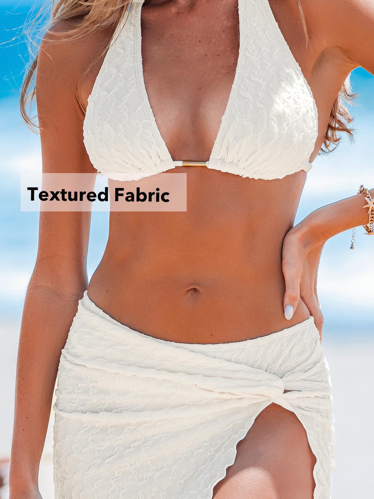 CUPSHE Ensemble de bikini trois pièces pour femme avec col en V texturé dos nu et dos nu noué - Sarong taille basse | Lien à nouer dans le dos, torsion, paréo, taille basse, bonnets doux amovibles, bretelles larges, maillot de bain flatteur