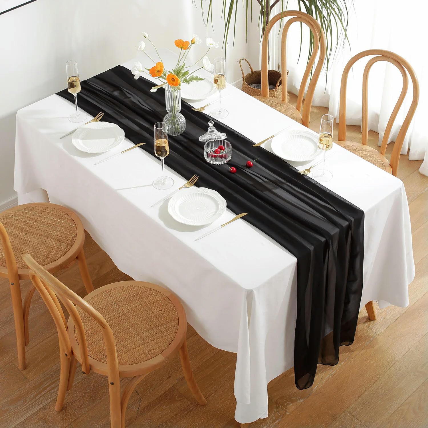 Chemin de table en mousseline pour décoration de fête romantique