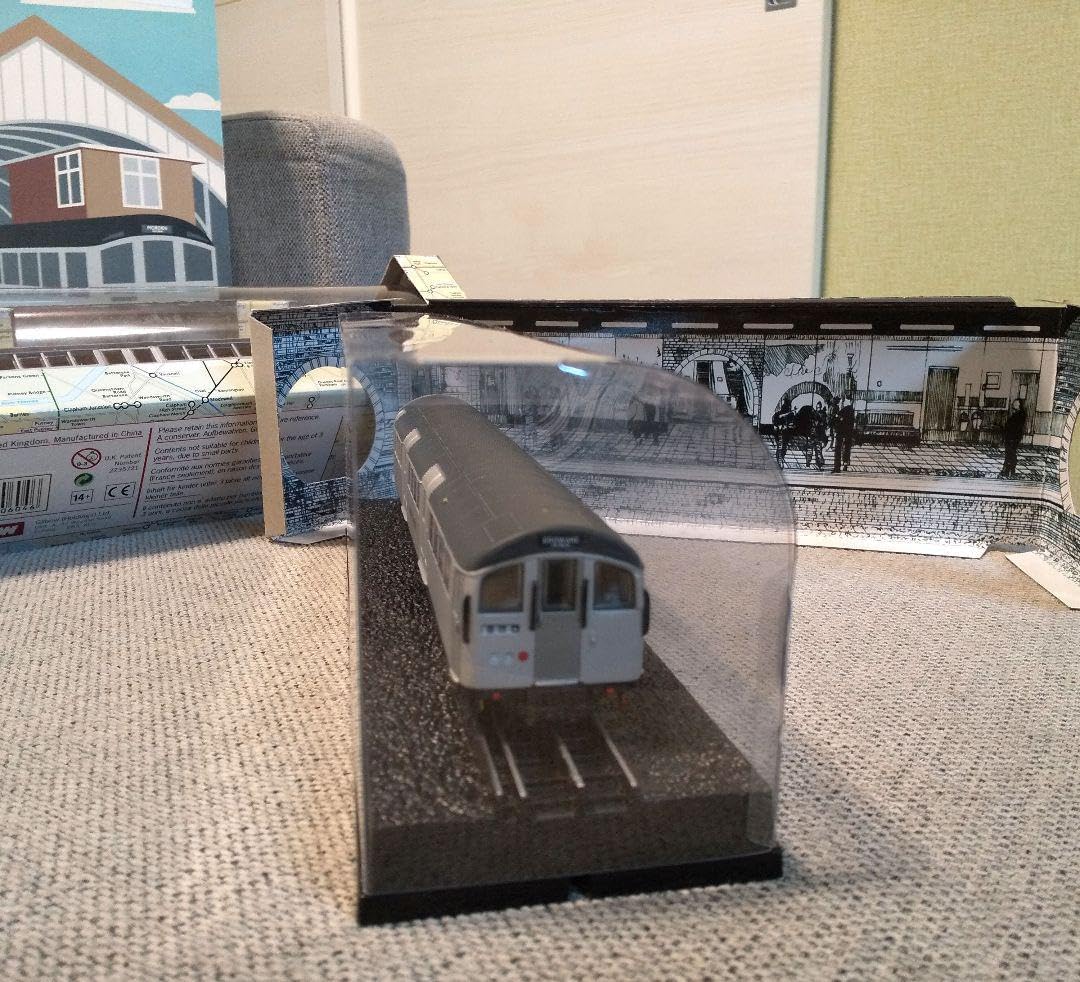 ロンドン地下鉄 1959/1962stock 4両セット ロンドン地下鉄 – イギリス