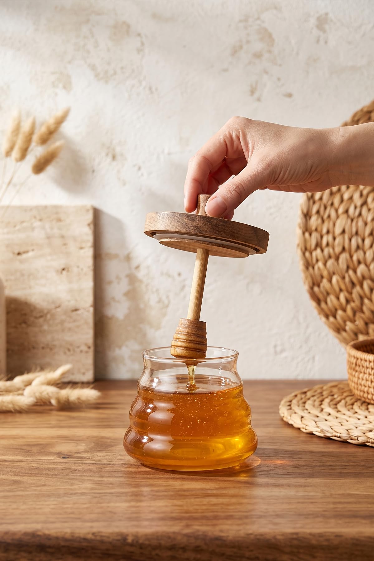 Honigglas 500 ml mit Holzdeckel und Honiglöffel – Borosilikatglas Honigbehälter – Transparenter Honigtopf für Honig, Sirup und Süßungsmittel