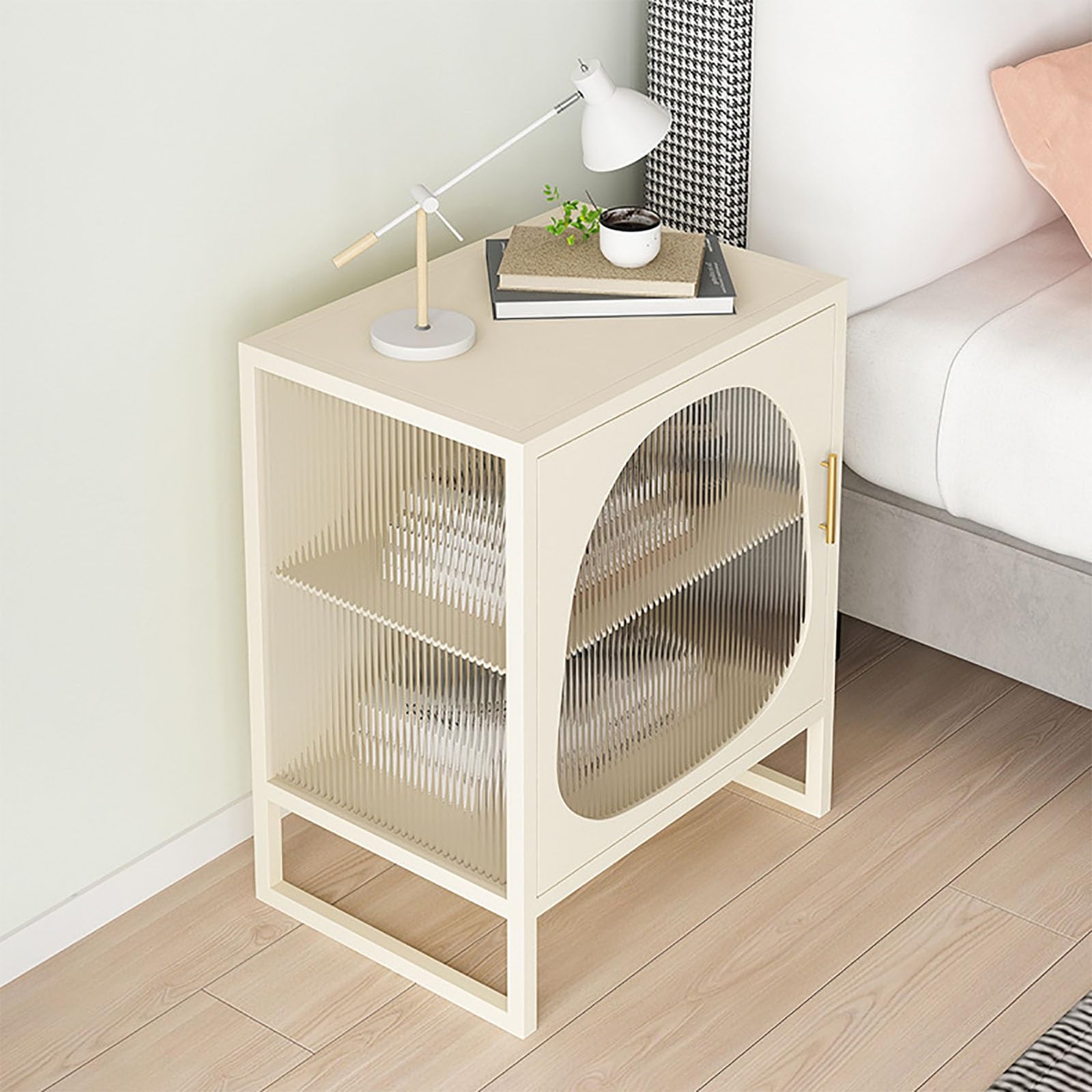 Table de chevet en verre facile à assembler pour chambre ordonnée, le choix du confort moderne