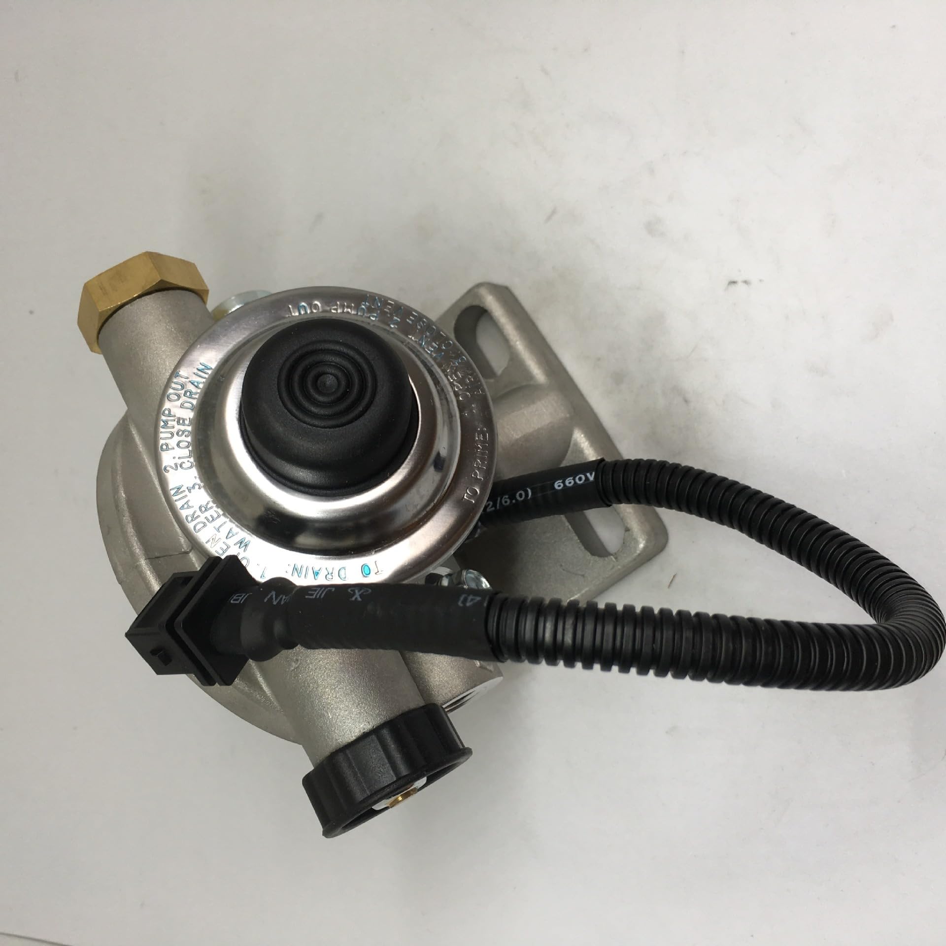 Generic Heavy truck R90-MER01 diesel filter base with heater 0004772516