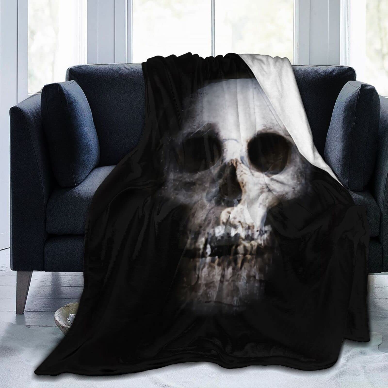 Lsjuee Scary Skull Throw Blanket Scary Halloween Design Blankets Lightweight Soft Cozy Flannel Blanket for Sofa Couch Bed Office 80"X60"