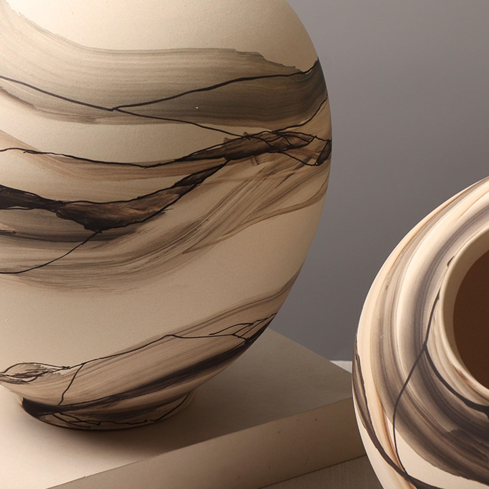 Rustykalny wazon ceramiczny w stylu vintage, wystrój stołu wiejskiego z szerokimi ustami, duże wazony dekoracyjne do wystroju domu, salon, stylizacja przedpokoju i półki, beżowy,M