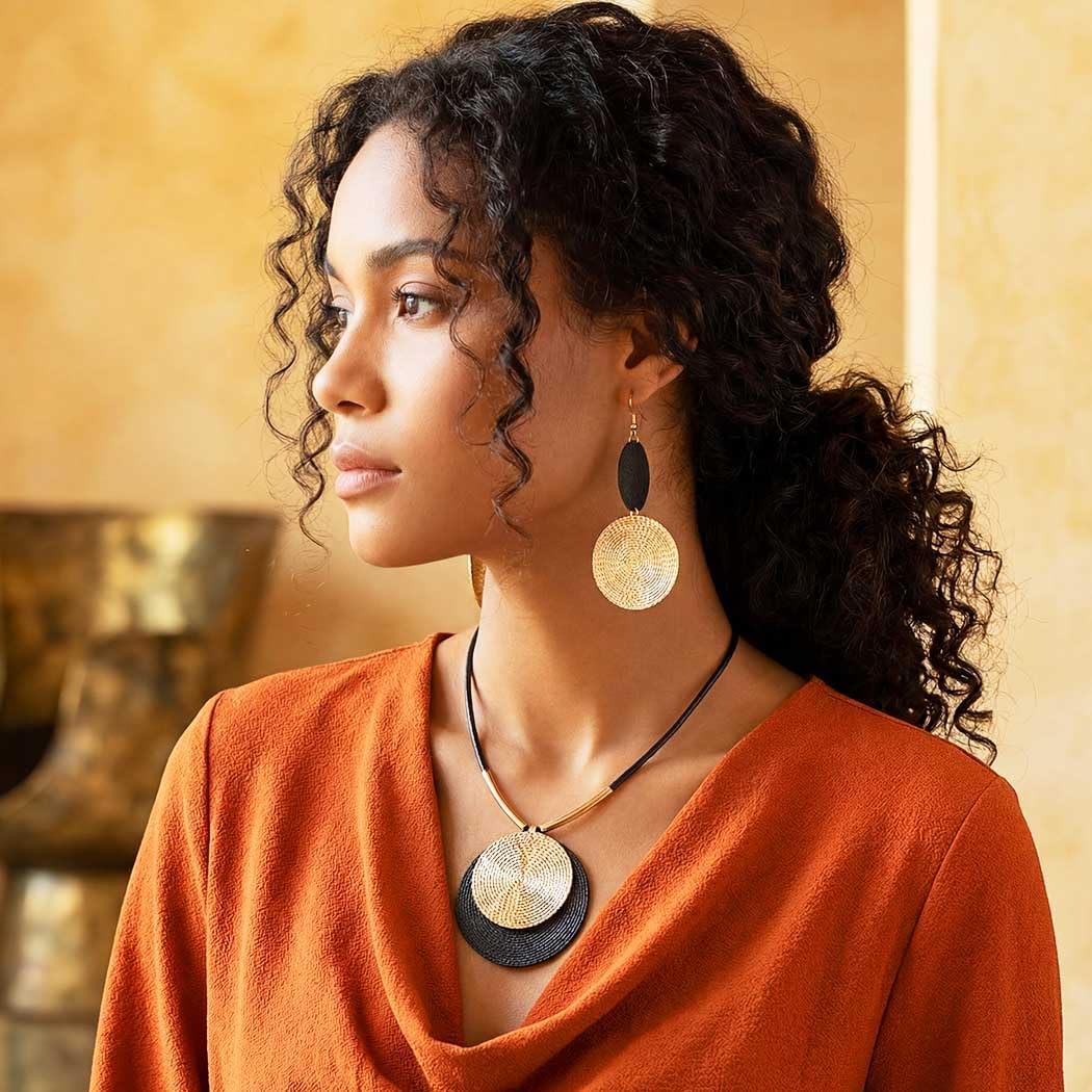 CLOACE Gold Disc Pendant Necklace Earrings Set Fashion Necklaces Set Prom Jewelry Accessories for Women
