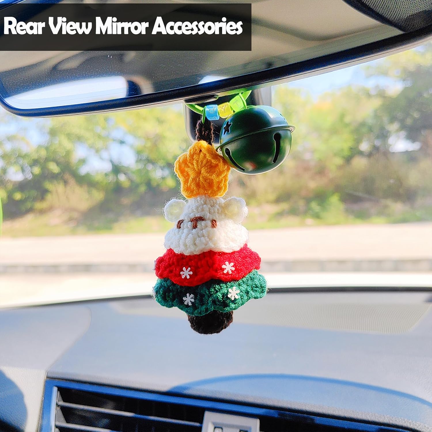 Cute Santa Claus Car Keychain, Crochet Santa Hat Car Accessories Key Ring, Christmas Wreath with Bell Bag Decoration image 3