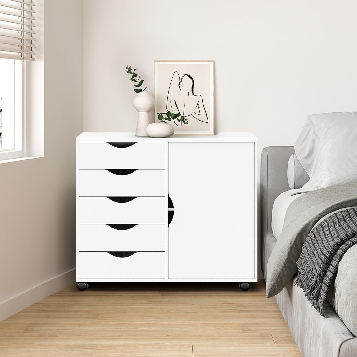 QDSSDECO 5-Drawer Chest with 1 Door, Wooden Storage Chest of Drawers, Mobile Dresser Cabinet with Wheels, Printer Stand for Home Office Bedroom