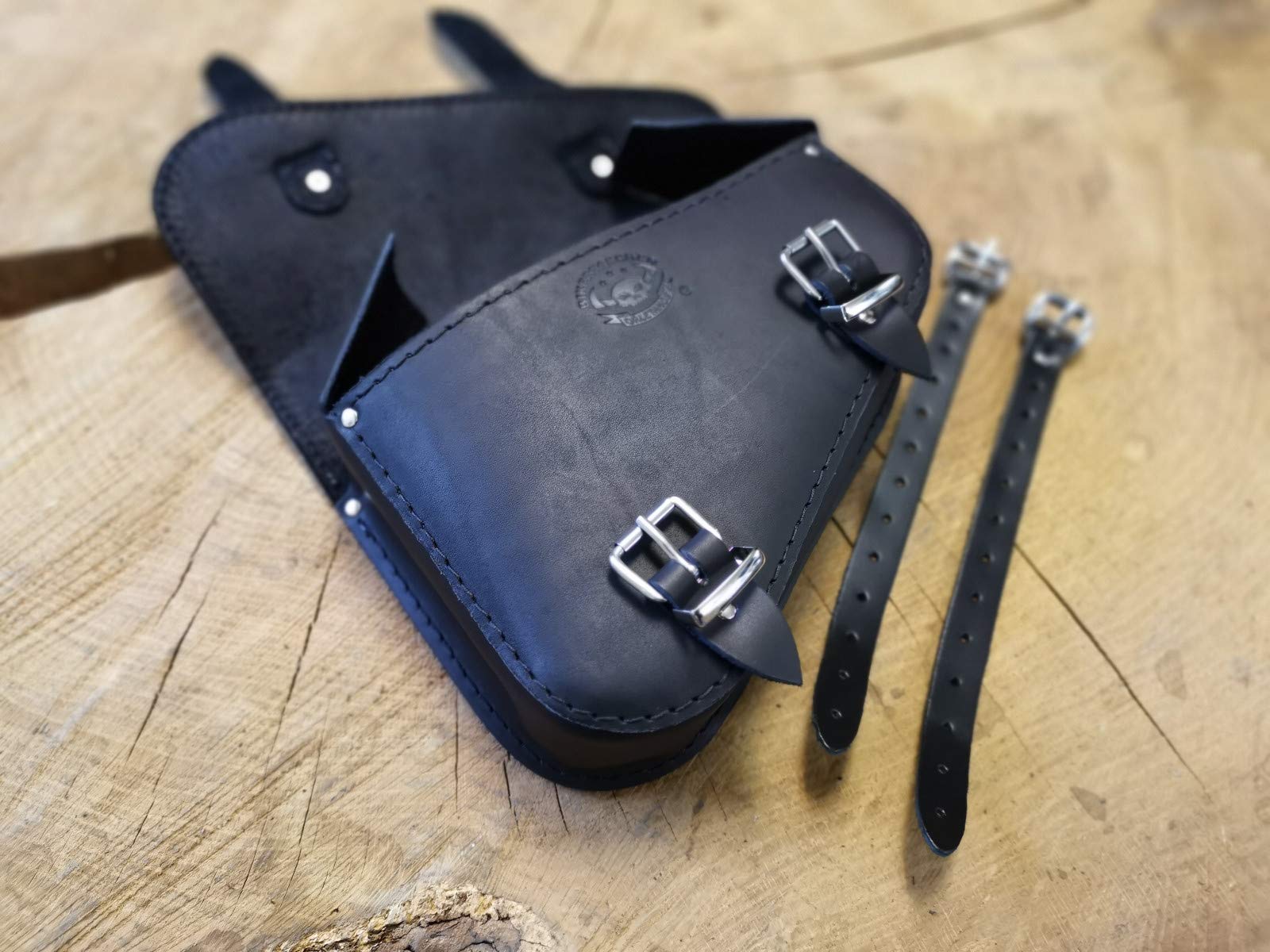 Medusa Black Destro Nero Sporty Tasca Laterale Sinistra Tasca Laterale Lato Destro compatibile con Harley Davidson Sportster XL Ferro Quaranta Eigt