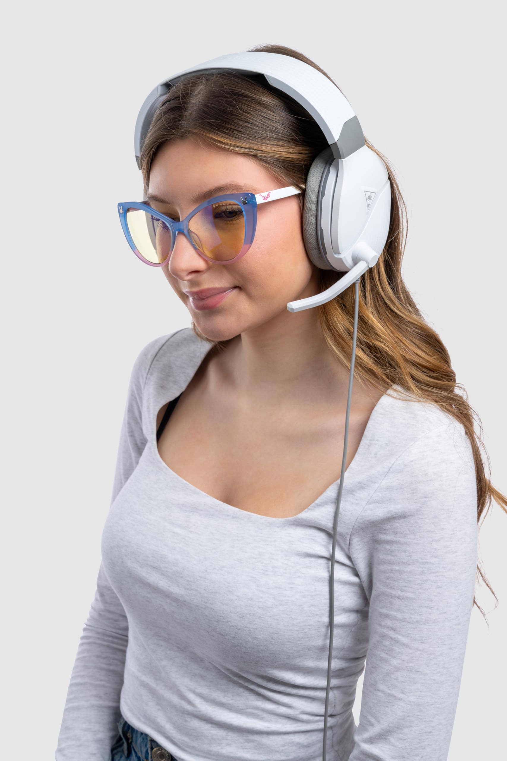 Gunnar Niebieskie okulary blokujące światło model D.VA TOKKI EDITION AMBER
