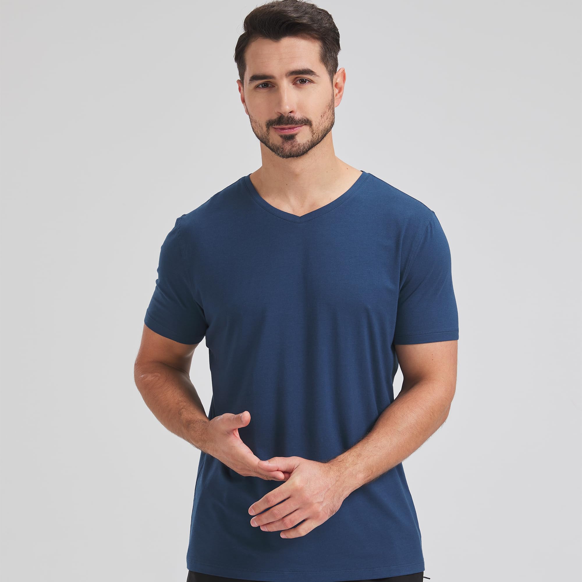 netdraw Camiseta de algodón de viscosa de bambú ultrasuave con cuello en V para hombre, absorbe la humedad, fresca, cómoda, atlética, casual