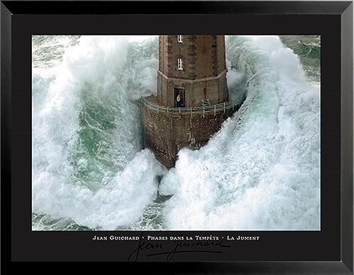 Buyartforless Faro enmarcado de La Jument Phares Dans La Tempete Faro de Jean Guichard 31.5 x 23.5 pulgadas, póster decorativo para pared, imagen