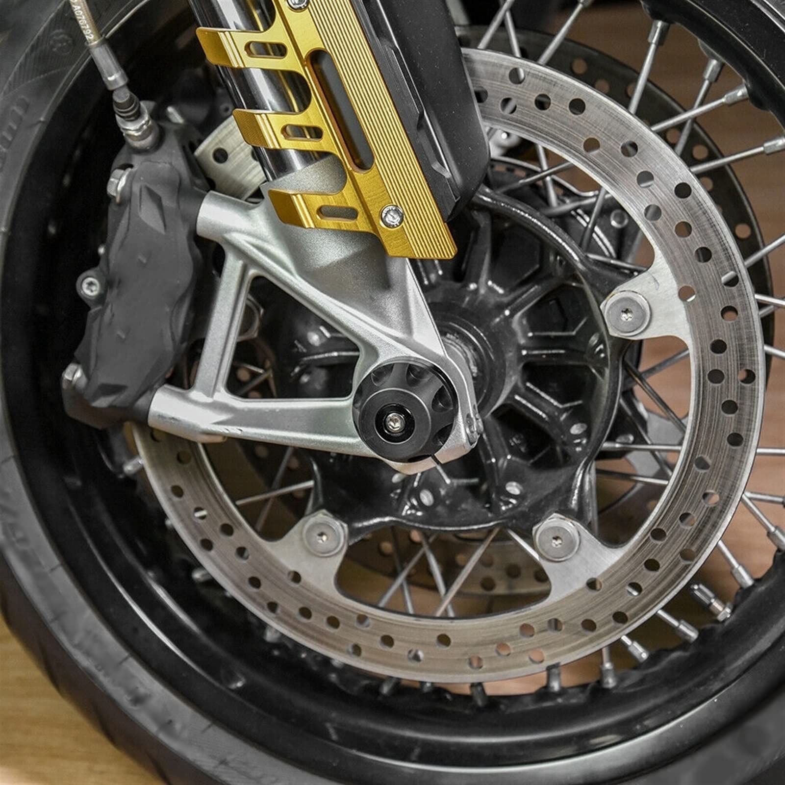 Moto Ruota Anteriore Asse Forcella Crash Slider Protezione Per BMW R9T R NineT NNINE T 9T 2014 2015 2016 2017 2018 2019 2020 2021