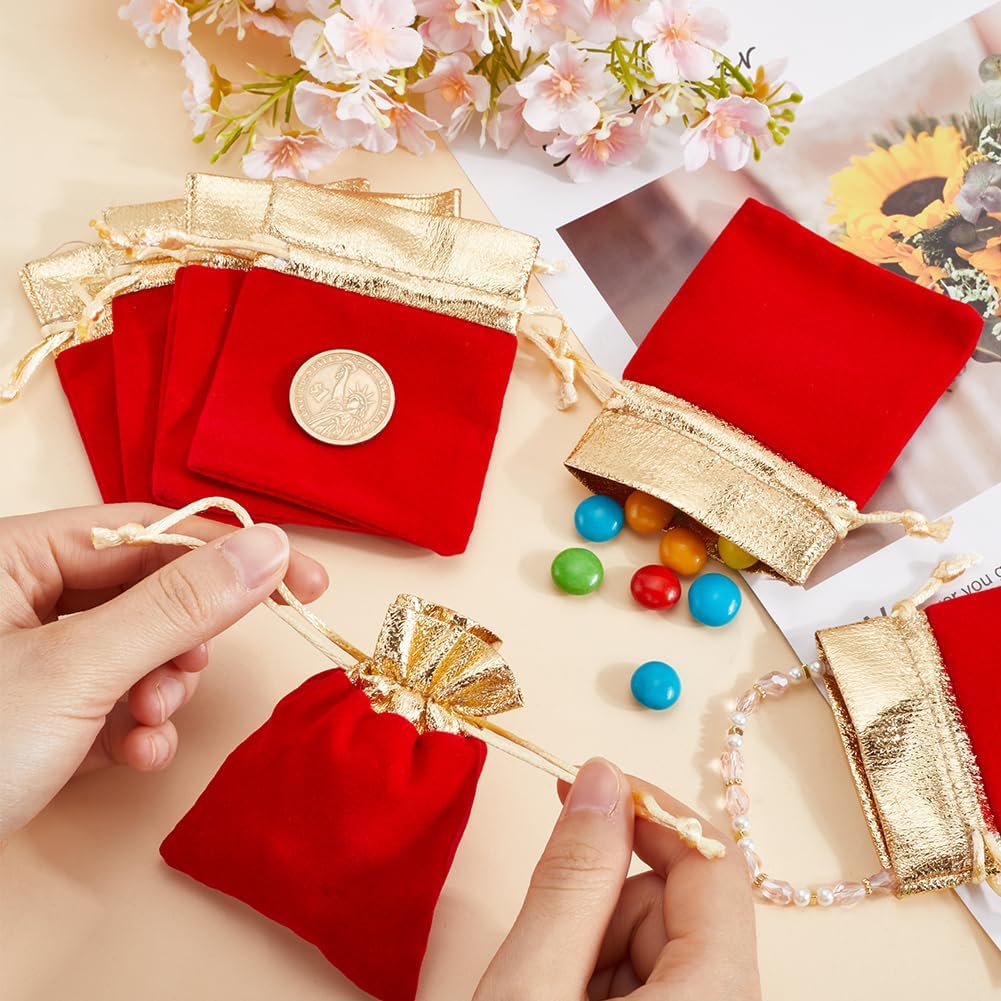 Beebeecraft 25Pcs Little Velvet Drawstring Pouches with Gold Opening Red Jewelry Gift Bags 10x7cm for Party Favors Wrapping on Valentine's Day Wedding Birthday Christmas Halloween New Year