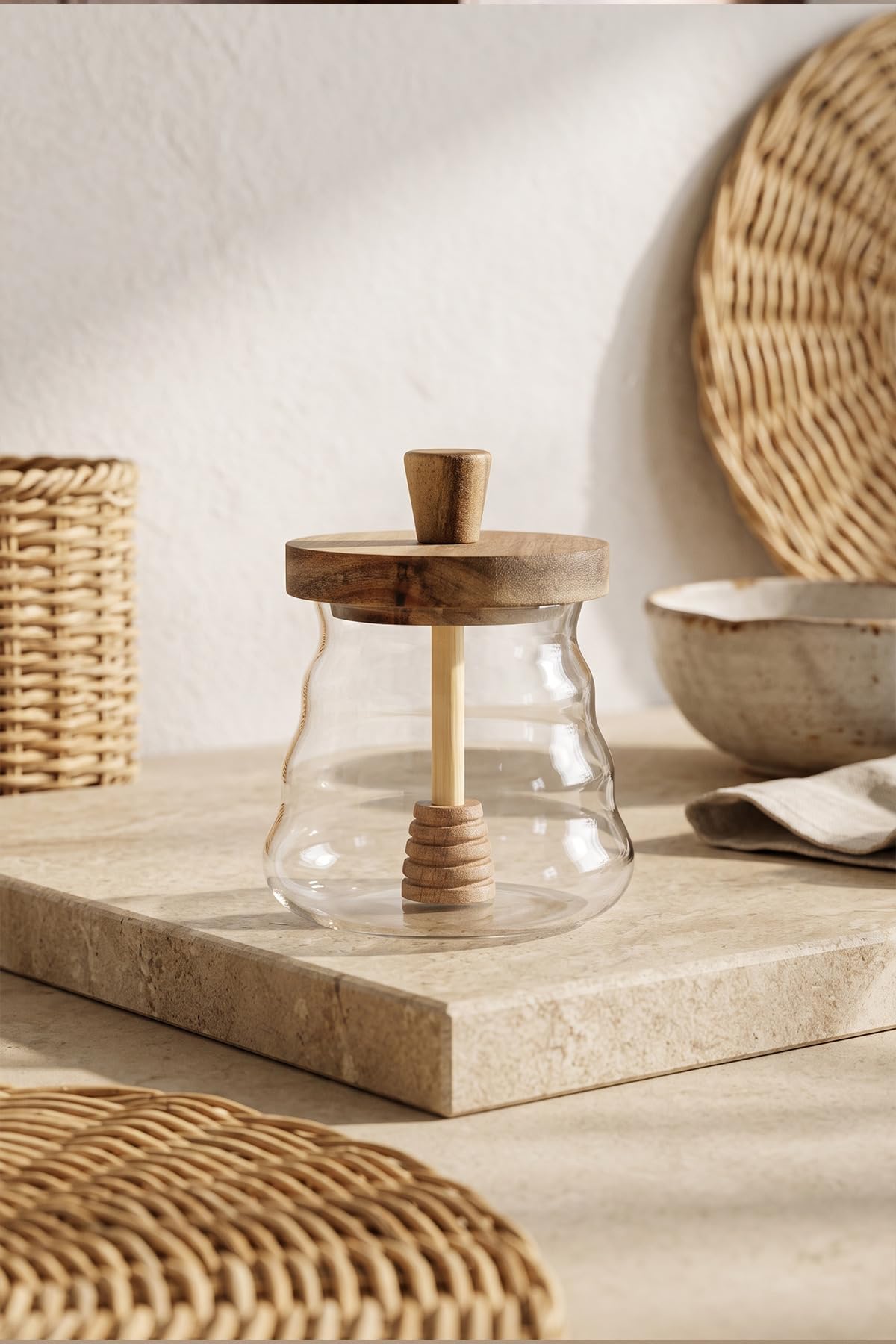 Honigglas 500 ml mit Holzdeckel und Honiglöffel – Borosilikatglas Honigbehälter – Transparenter Honigtopf für Honig, Sirup und Süßungsmittel