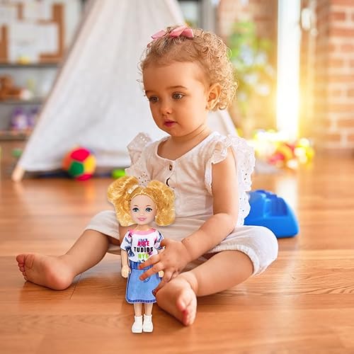 Vista 20 de ONEST 10 juegos de mini muñecas de 5 pulgadas con ropa de muñeca, trajes de fiesta para niños, accesorios para muñecas