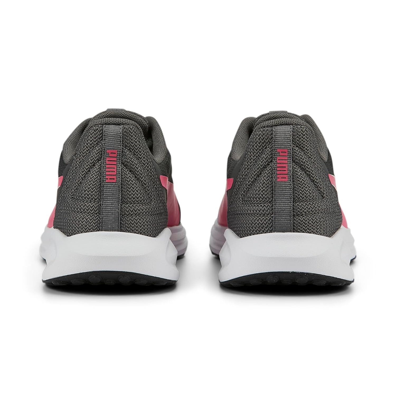 Puma Unisex-Kids' Twitch Runner Sneaker 3 71b1VfY5sLL. SL1500