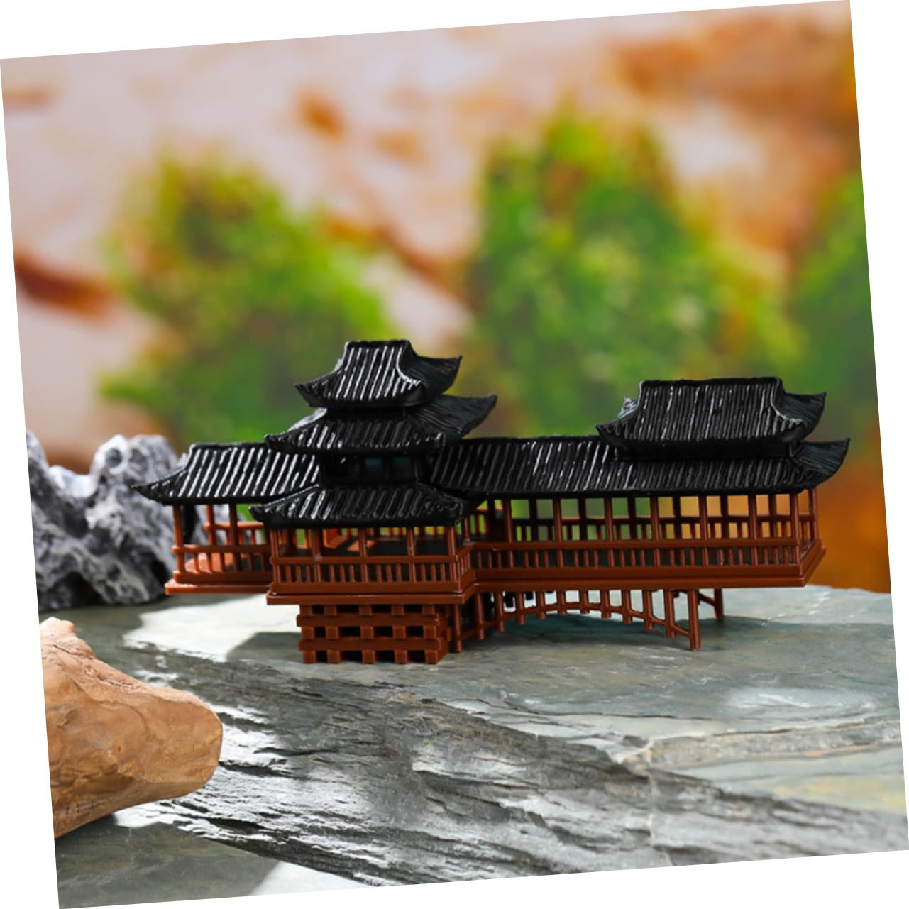Cabilock Figurine de Mini Pavillon en Plastique Résistante aux Intempéries Détails Fins, Décor de Jardin Asiatique pour Dollhouses et Aquariums, Style Architecture Chinoise Traditionnelle