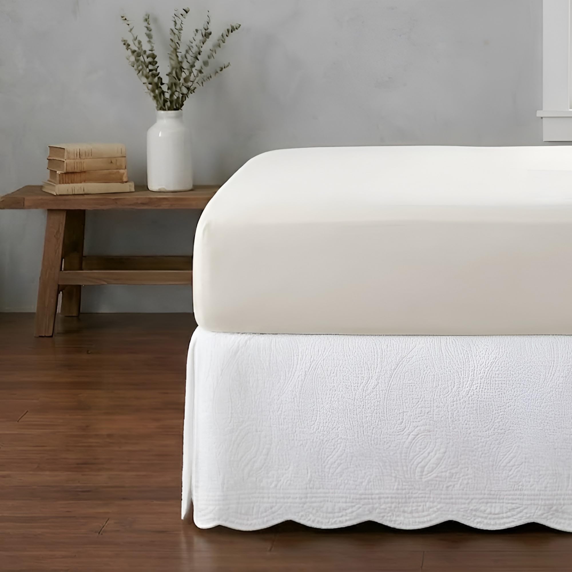 Greenland Home Paisley Quilted Bed Skirt