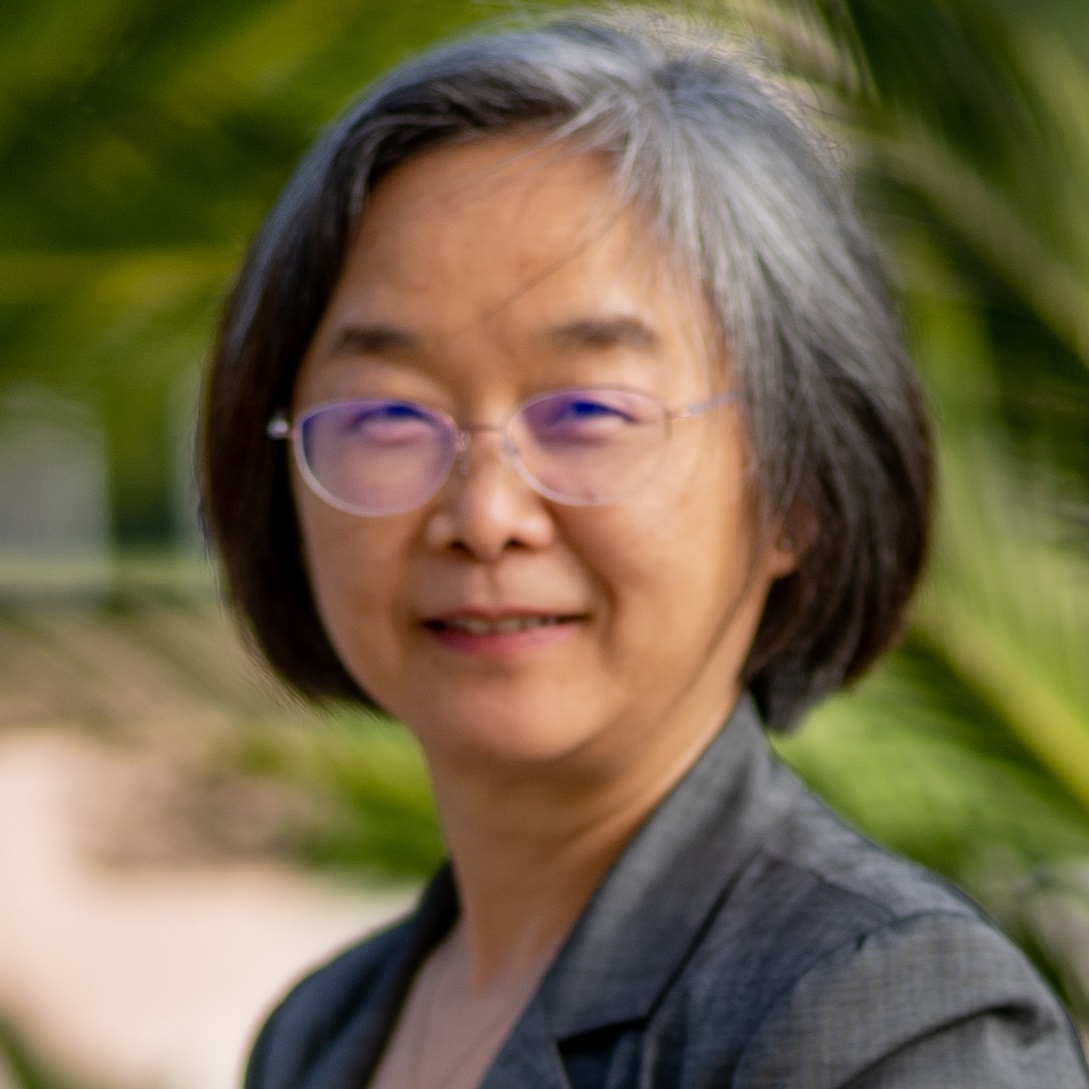 Amazon.com: Li Tian Ph.D.: books, biography, latest update