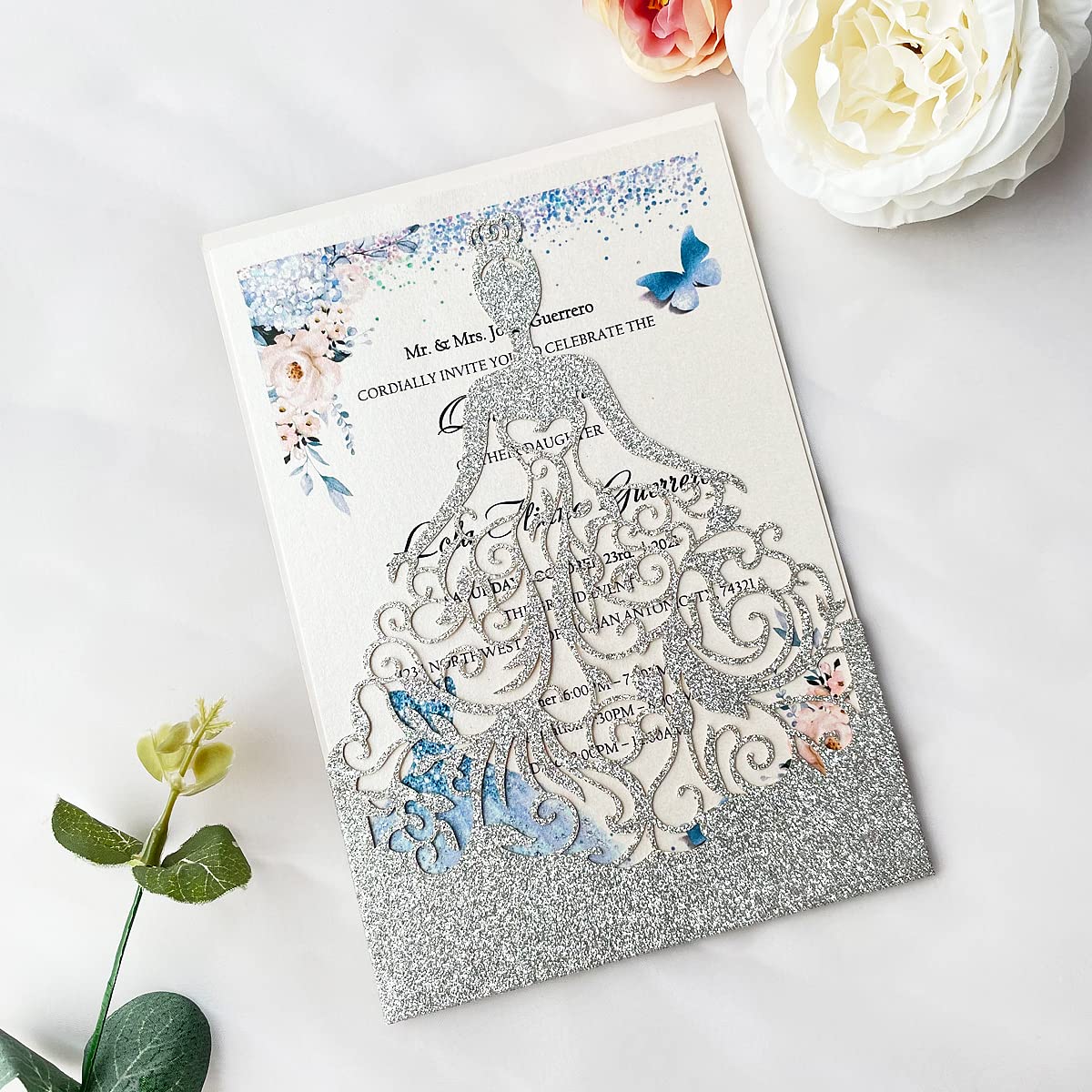 Lot de 20 cartes d'invitation à paillettes argentées de 12,7 x 18,5 cm - Découpe au laser - Avec enveloppes - Invitations pour fête de mariage