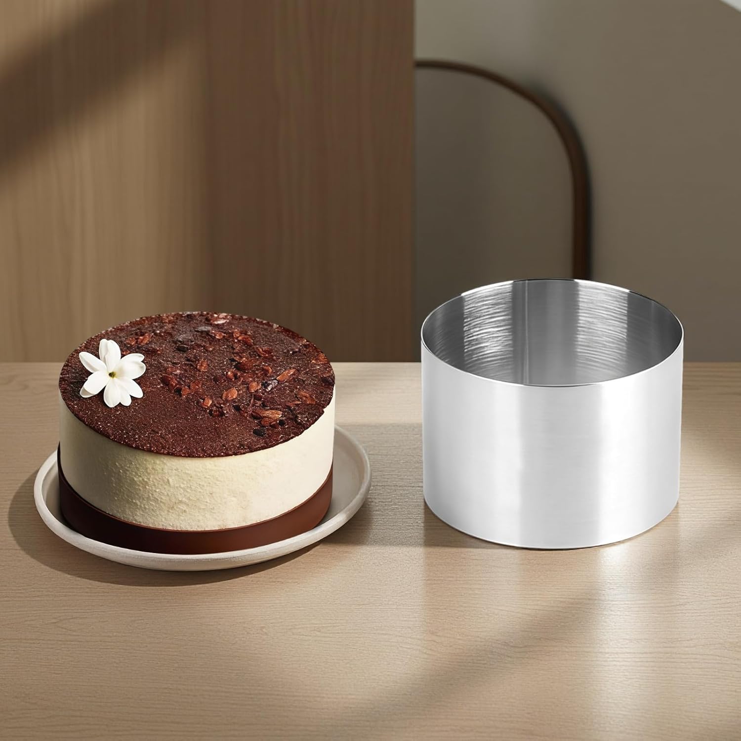 8 Pcs Stainless Steel Thickened Cake Ring Molds, Batch Round Mousse Baking Molds Including 6 Molds, 1 Press Plate & 1 Tray, Suitable for Mini Cheesecakes and Layered Cakes