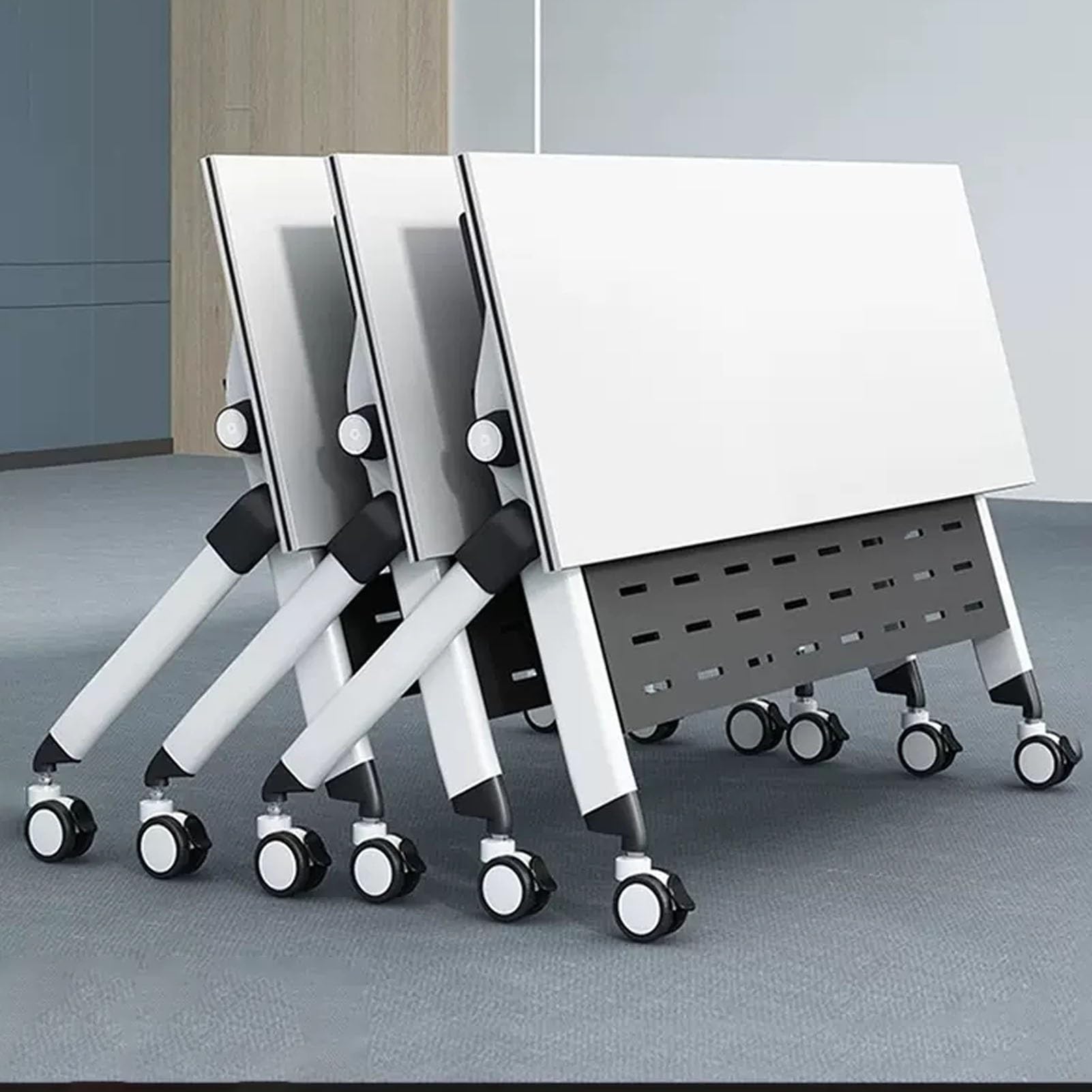 Tavolo da conferenza pieghevole con ruote e vano portaoggetti, divisorio in acciaio e ripiano organizer per una facile mobilità, riunioni e corsi di formazione efficienti, scrivania portatil