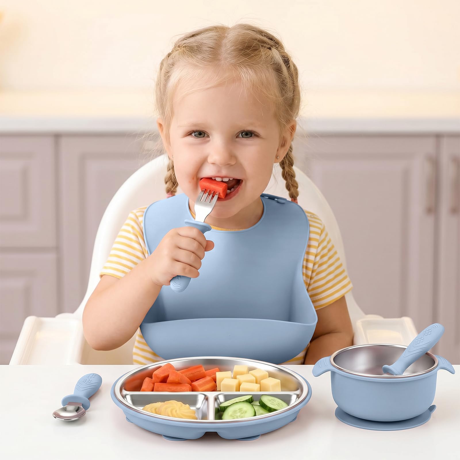 Cofanetto Pasto Bebè 5 Pezzi, Stoviglie in Silicone Antiscivolo con Ventosa: Piatto a 3 Scomparti, Ciotola, Bavaglino, Cucchiaio e Forchetta – Senza BPA per Neonati e Bambini (blu)