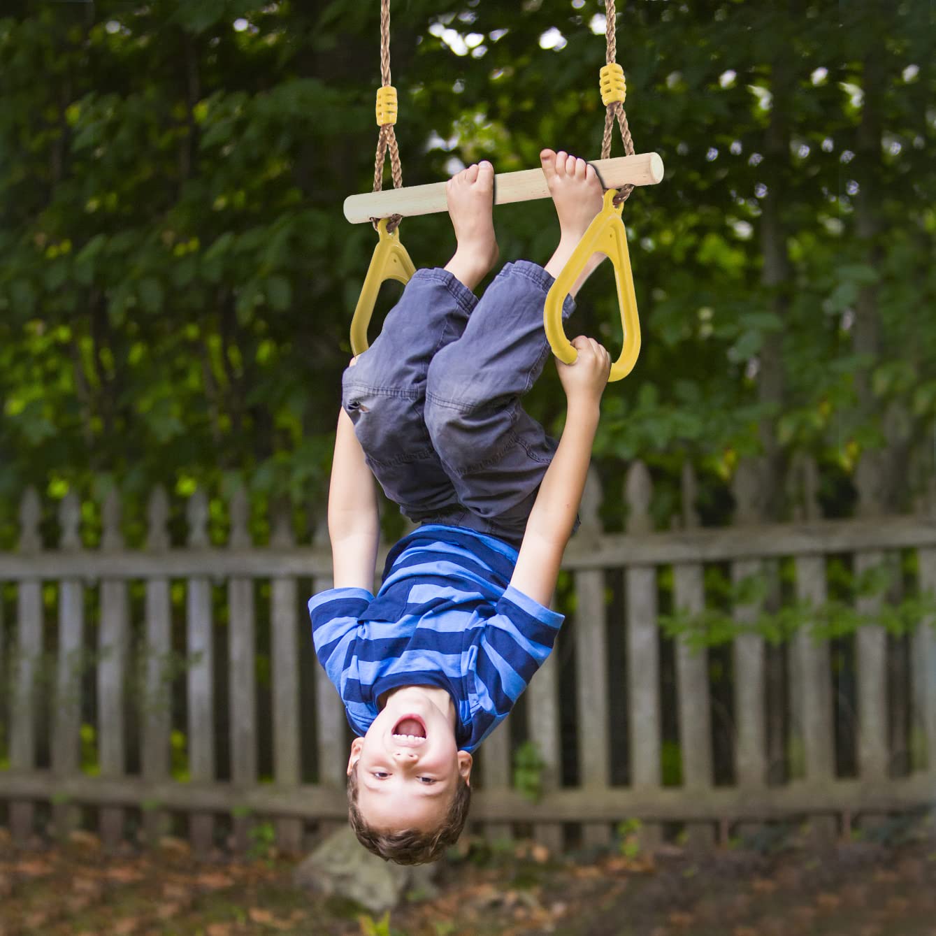 PELLOR Columpio Trapecio de Madera Multifunción para Niños con Anillos de Gimnasia de Plástico para Colgar Soporta hasta 160 kg
