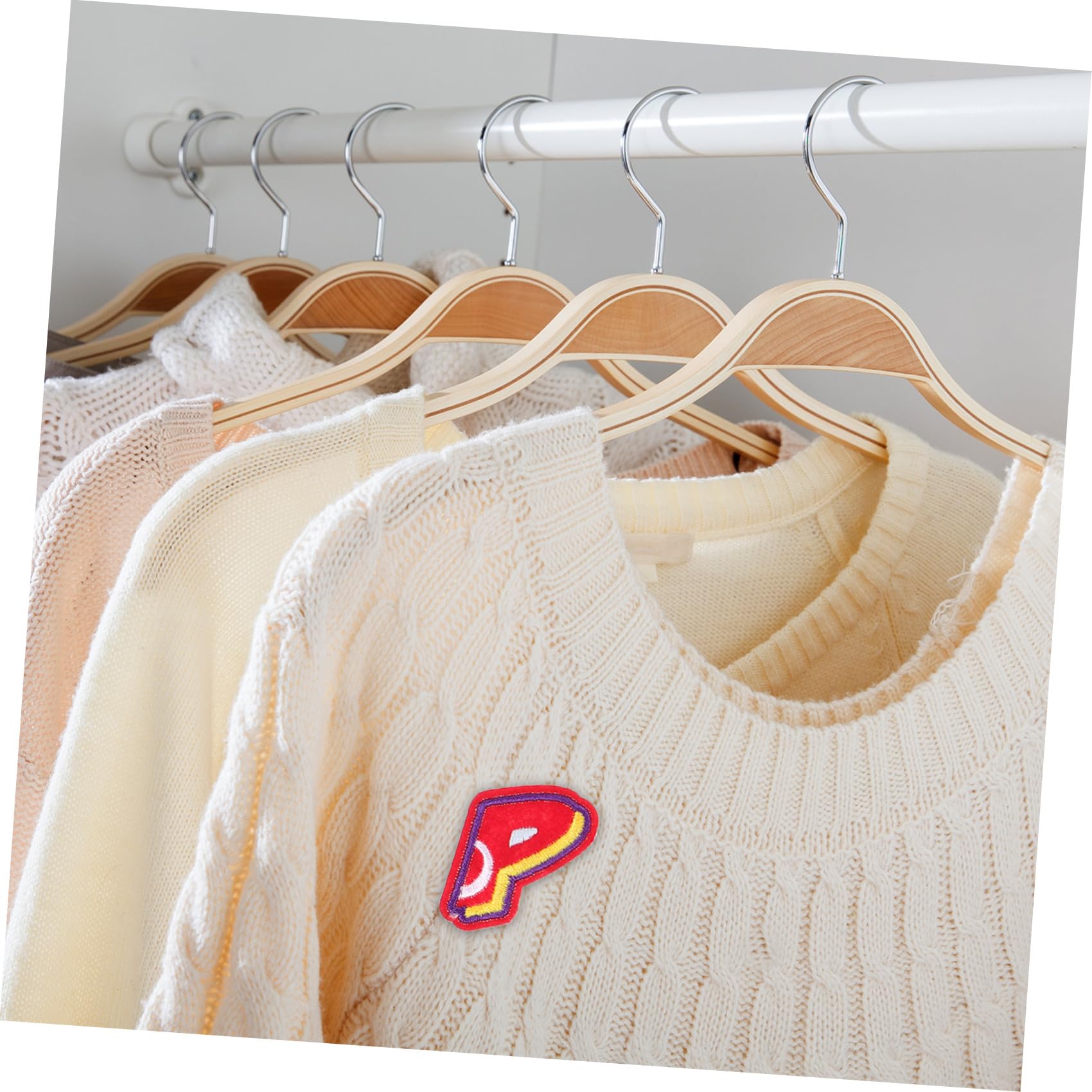 DOITOOL 4 Set Toppe Termoadesive Colorate Patches Ricamati per Decorare Vestiti Giubbotti e Jeans Facile Applicazione Materiale Resistente e Sicuro per Progetti Fai da Te