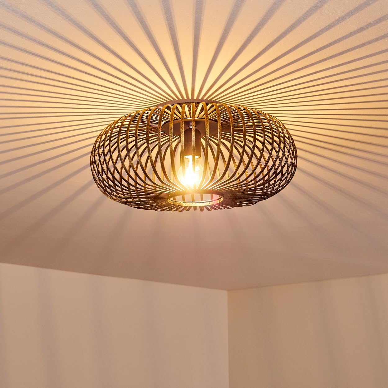 hofstein Oravi Ceiling lamp, Round Metal Ceiling lamp in Black/Gold, 1-Flame, E27 Socket, Retro Light with Great Light Effect Due to Lattice Look, Without Bulbs