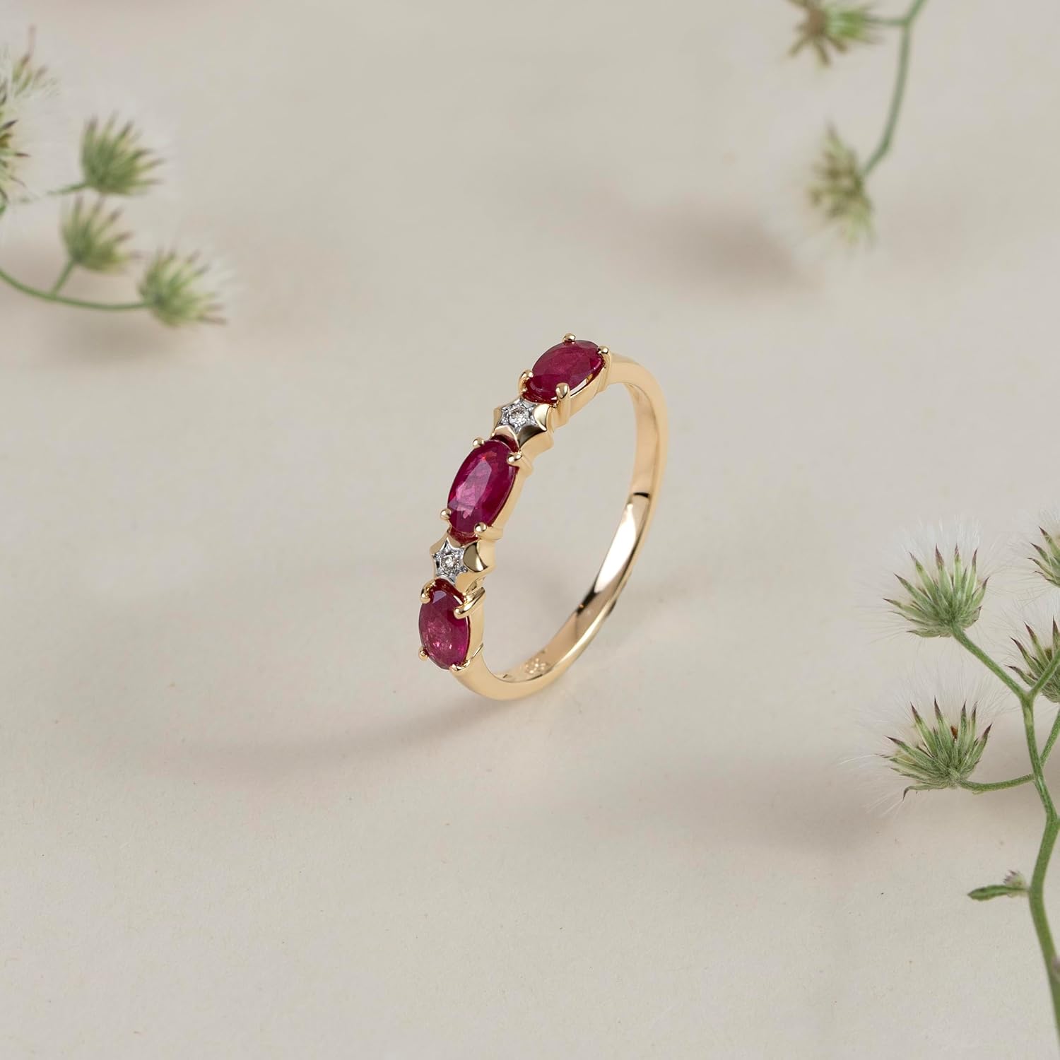 Gemondo USA 14K Yellow Gold Gold Oval Ruby & Diamond Classic Eternity Ring - Image 4